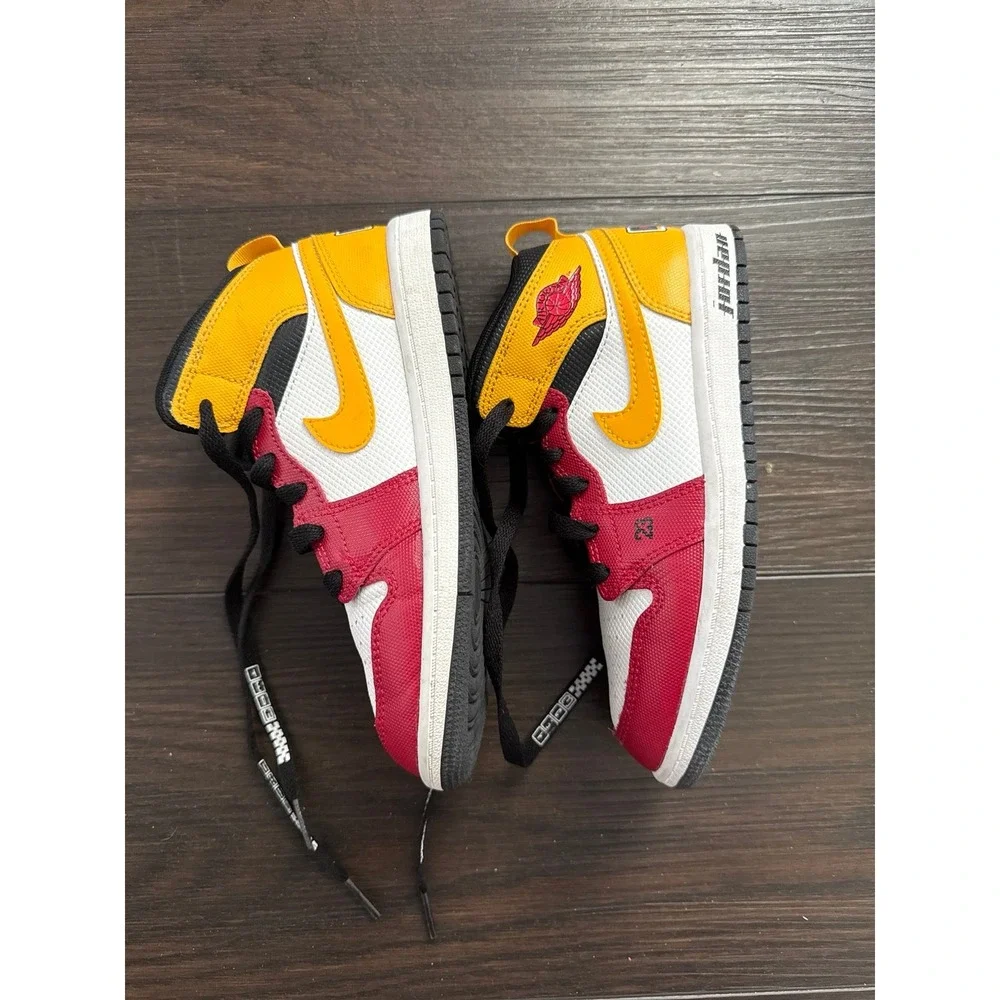 Nike Air Jordan 1 Mid SE 